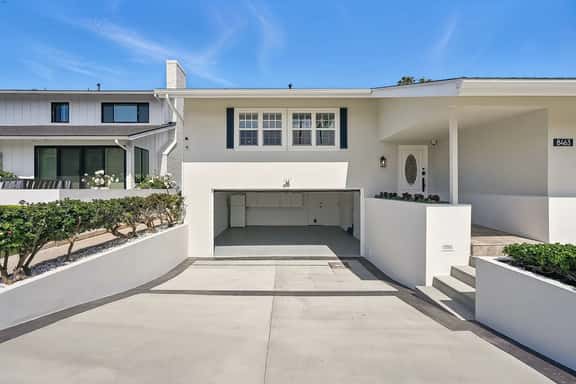 P8463 - Shores Luxury - Image 1