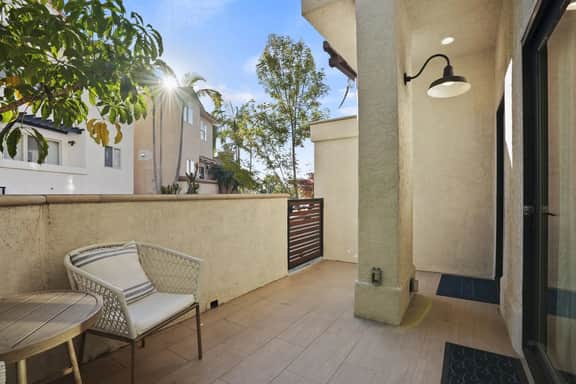 F7363 - Village Vista - Image 2
