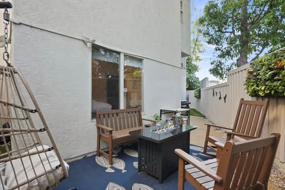 F7363 - Village Vista - Image 3